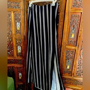 Slitted skirt